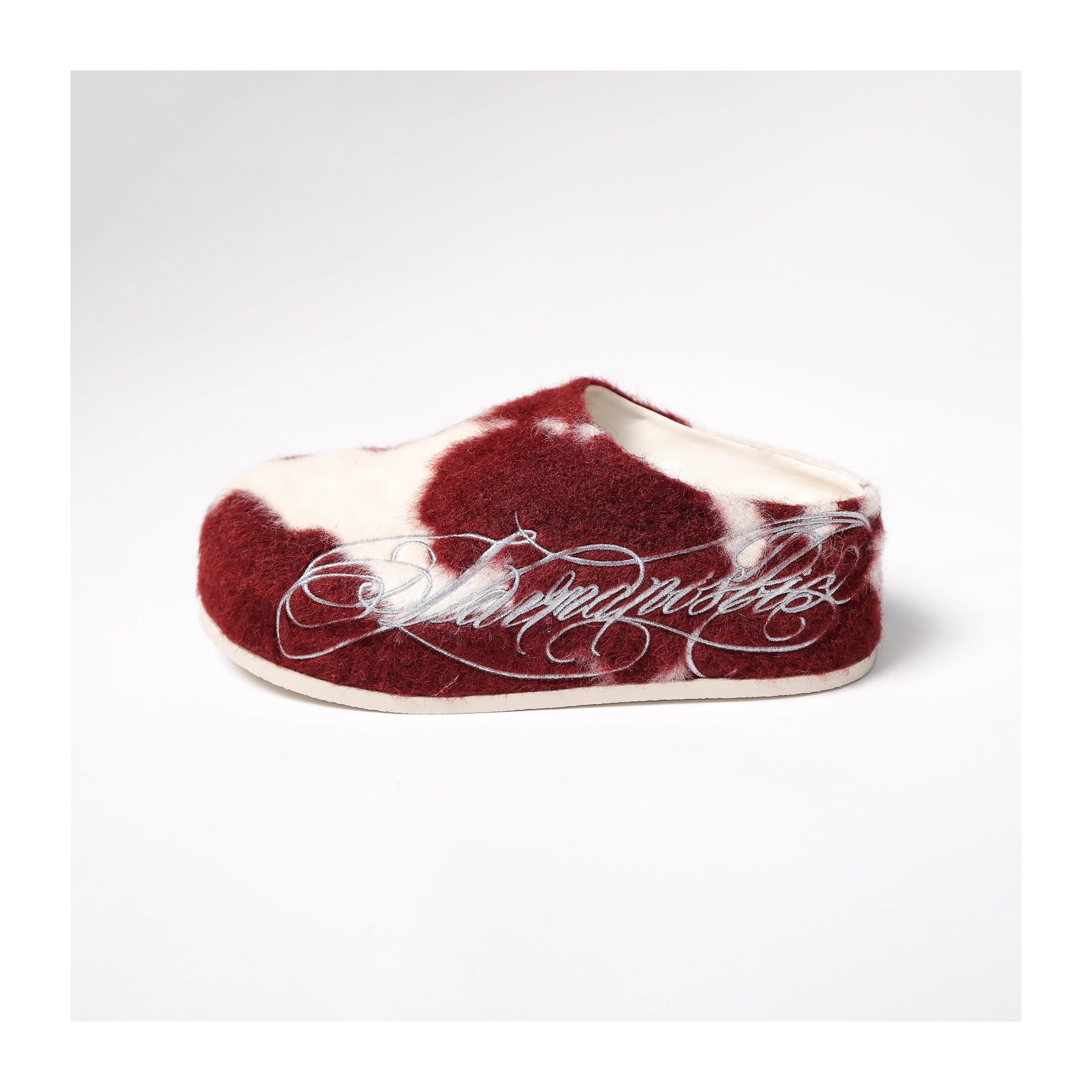 KARMANISTIC Fur Embroidered Red Slipper Clogs