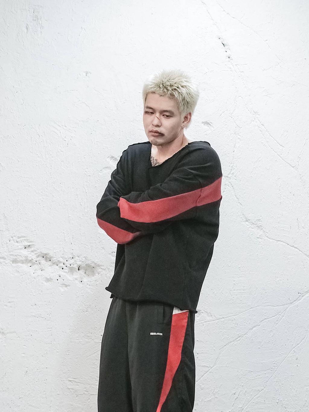 UNDERWATER Striped Colorblock Raw Hem Sweatshirt