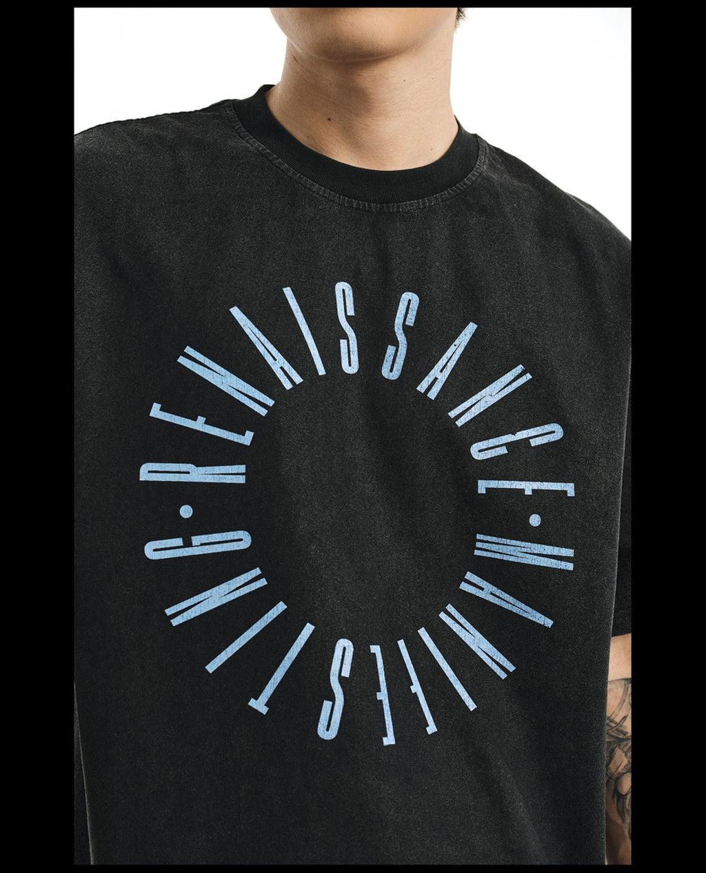 NOVACAM Circle Letter Vintage Washed Black Stitch Tee