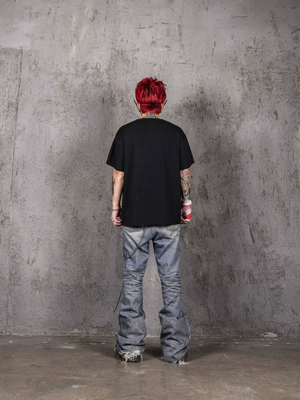 UNDERWATER Demonize Vintage Print Tee