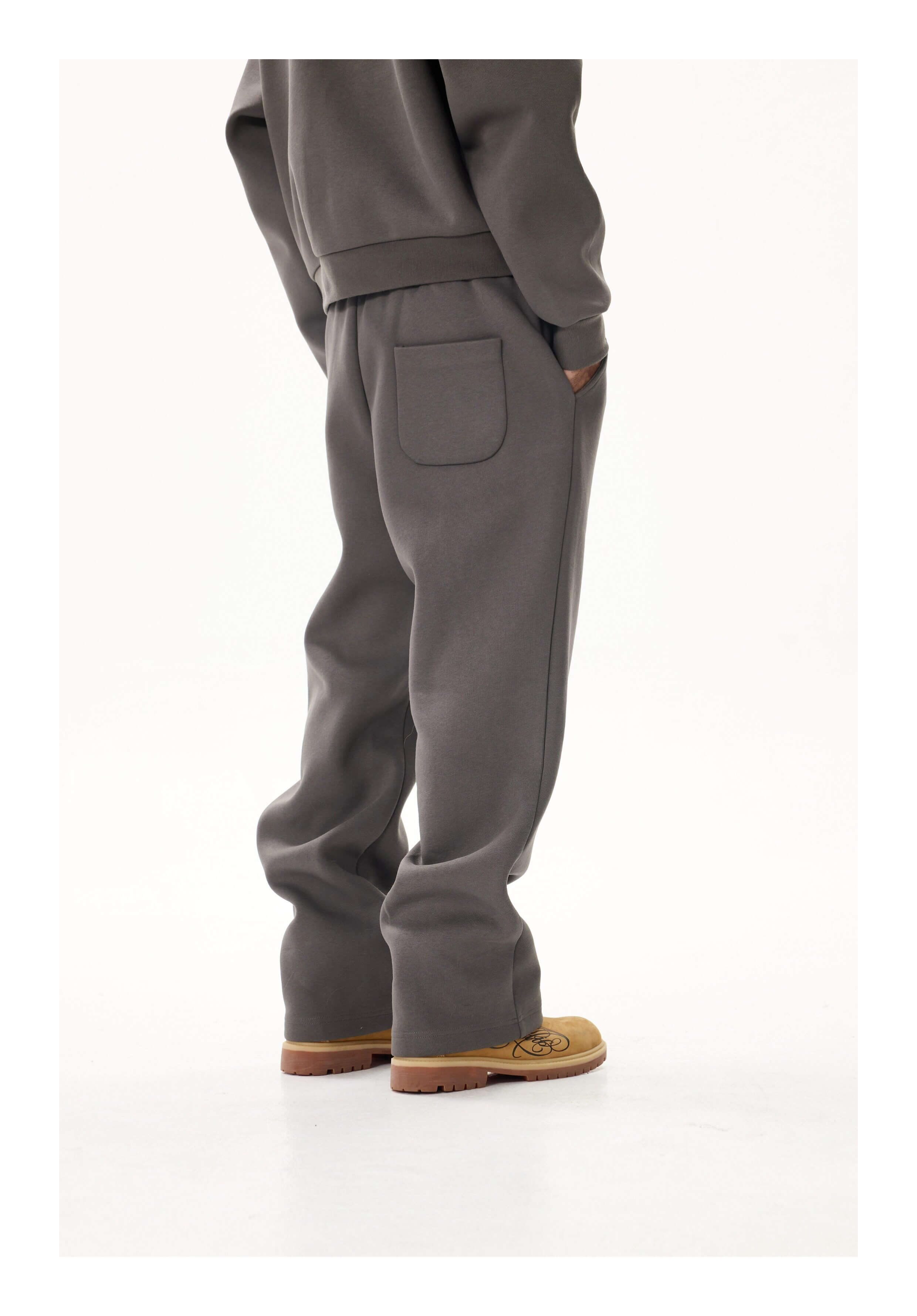 KARMANISTIC Heavyweight Logo Embroidered Baggy Sweatpants