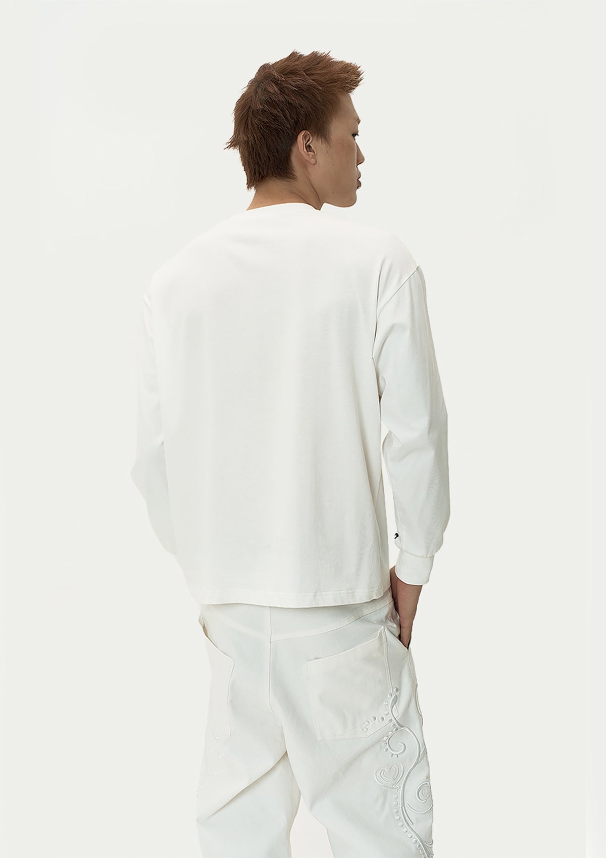 EVILKNIGHT(EK) Basic Arrow Logo Long Sleeve Tee
