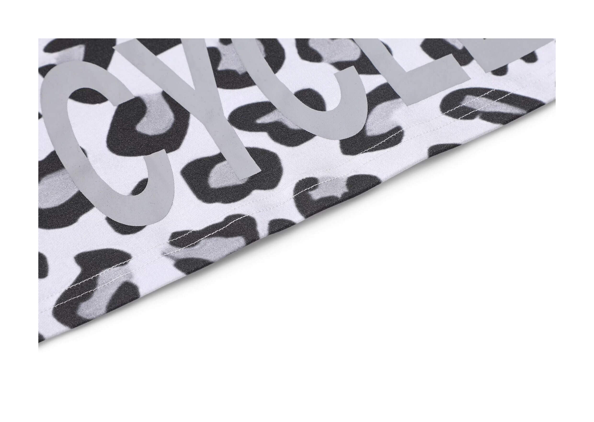 KARMANISTIC Leopard Print Slim Fit Stretch Tee