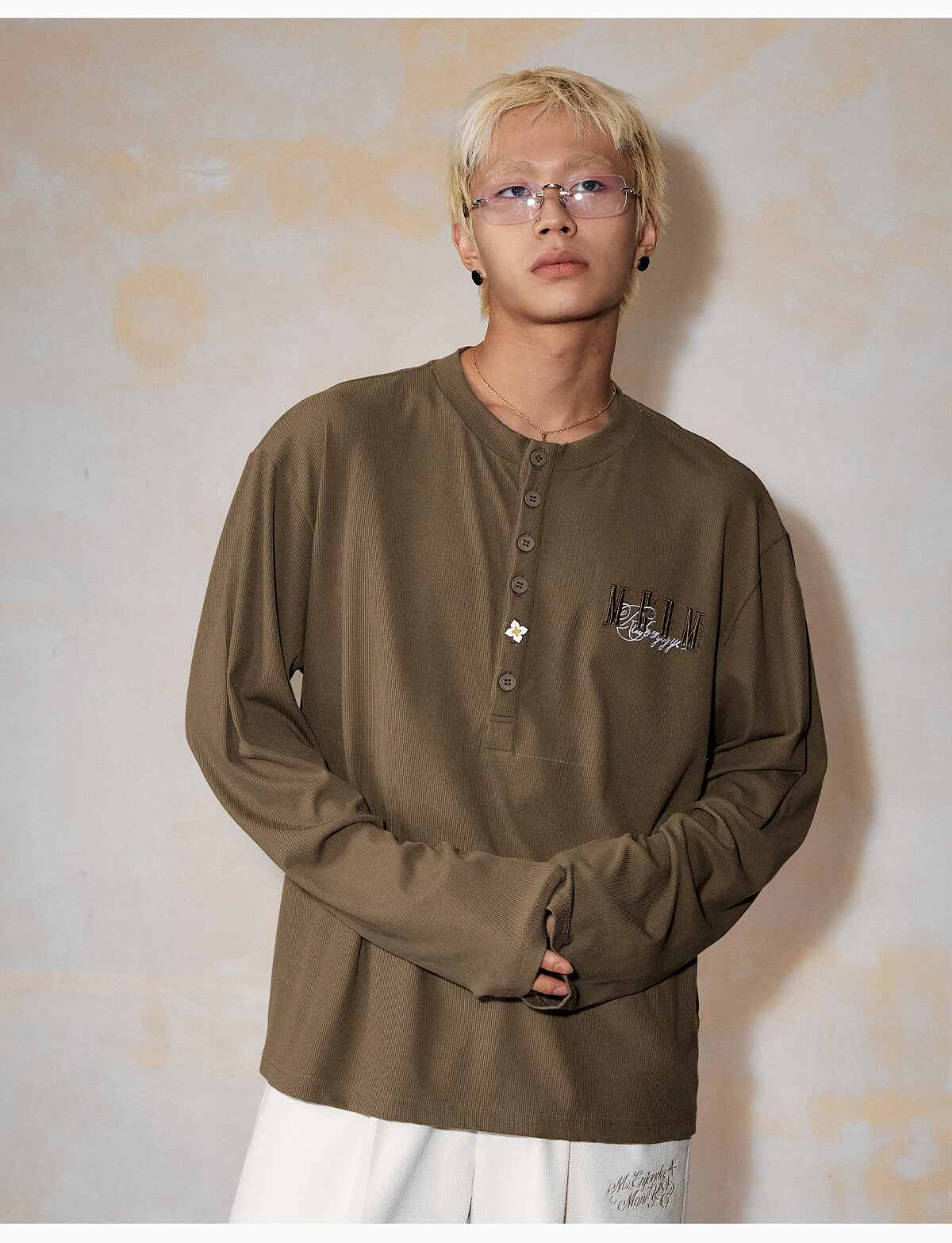 MEDM Flower Button Henley Long Sleeve Tee