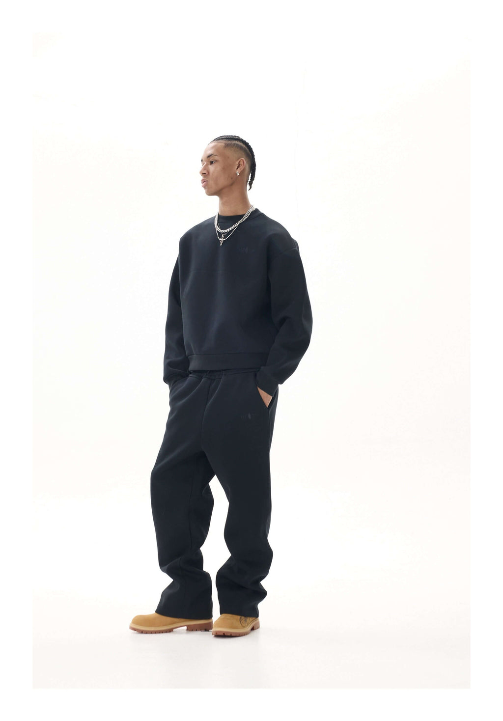 KARMANISTIC Heavyweight Logo Embroidered Sweatshirt
