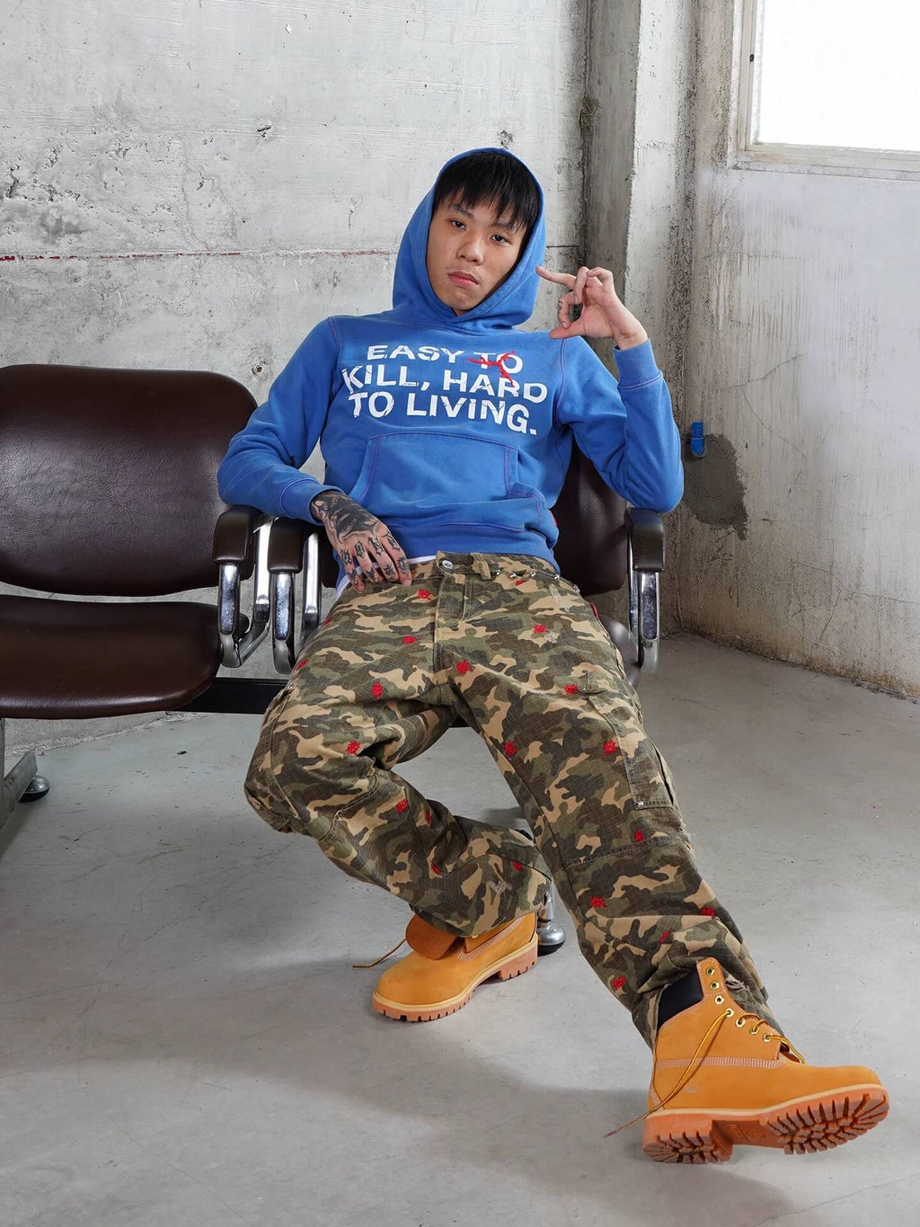TGFCLUB Easy To Kill Hard To Living Print Slim Fit Hoodie