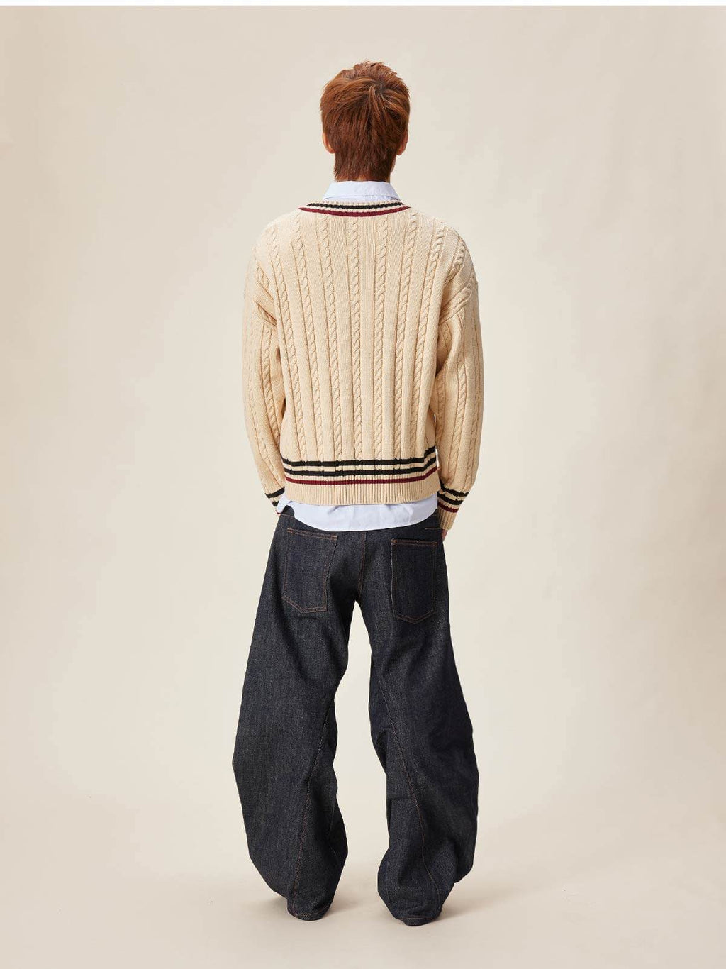 EVILKNIGHT(EK) Logo Cable Knit V Neck Sweater