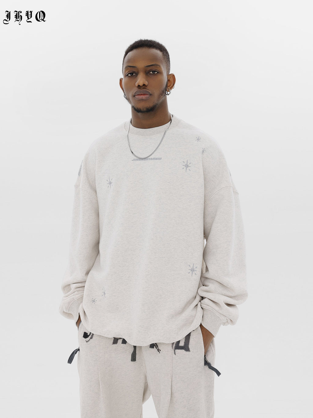 JHYQ Stars Embroidered Heavyweight Sweater