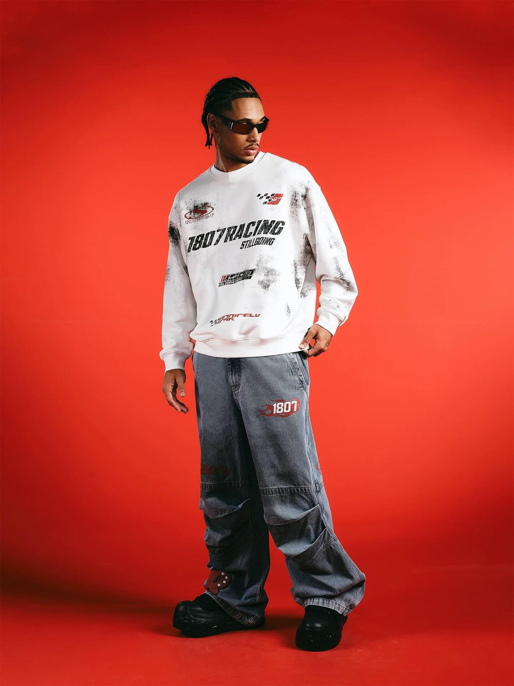 1807 Racing Vintage Printed Distressed Sweatshirt