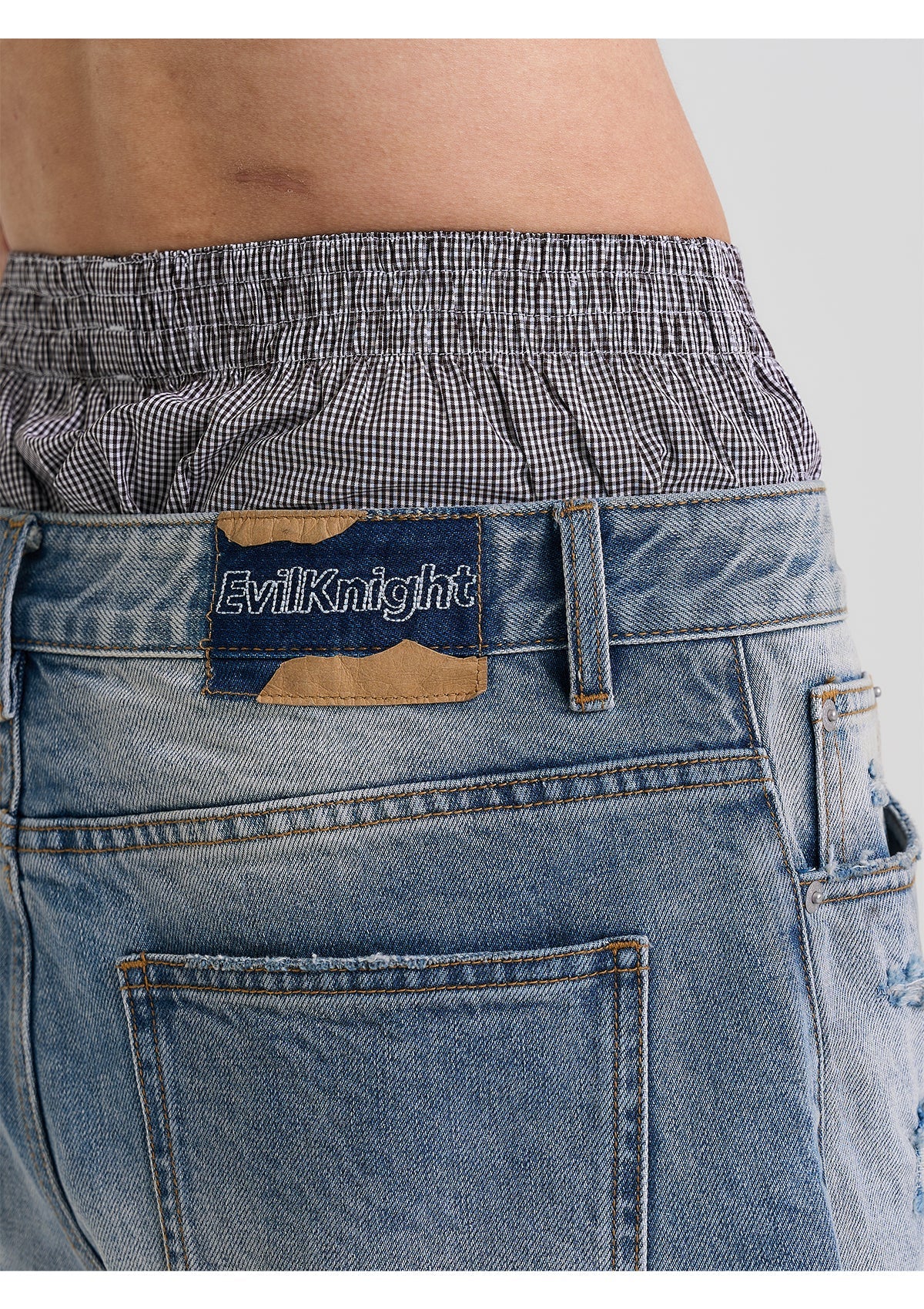 EVILKNIGHT(EK) Washed Checkered Patch Distressed Jeans