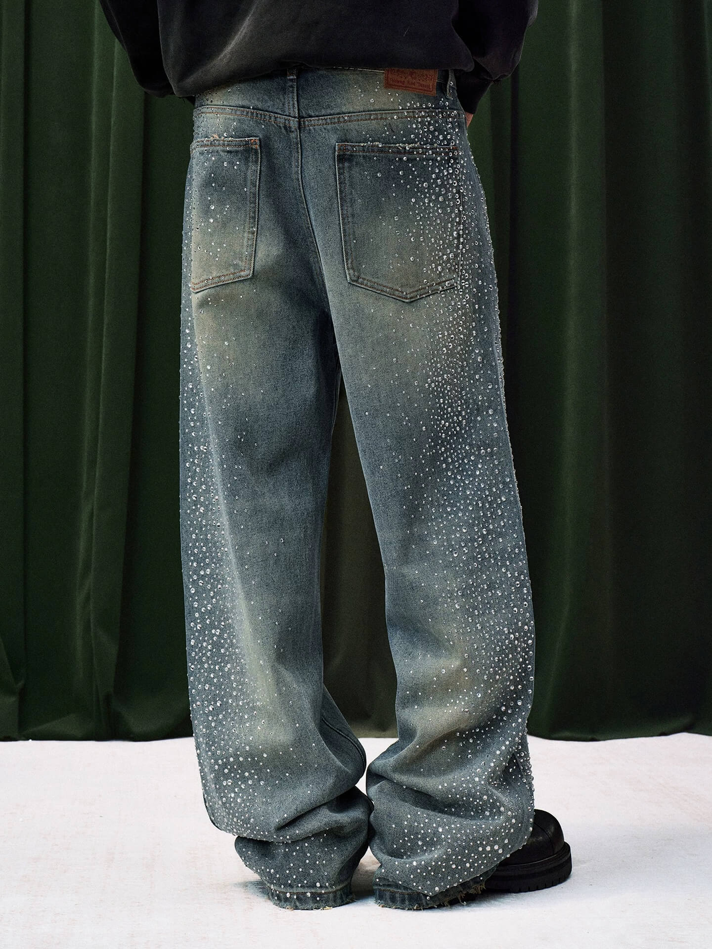 YADcrew Jeweled Rhinestone Star Washed Jeans
