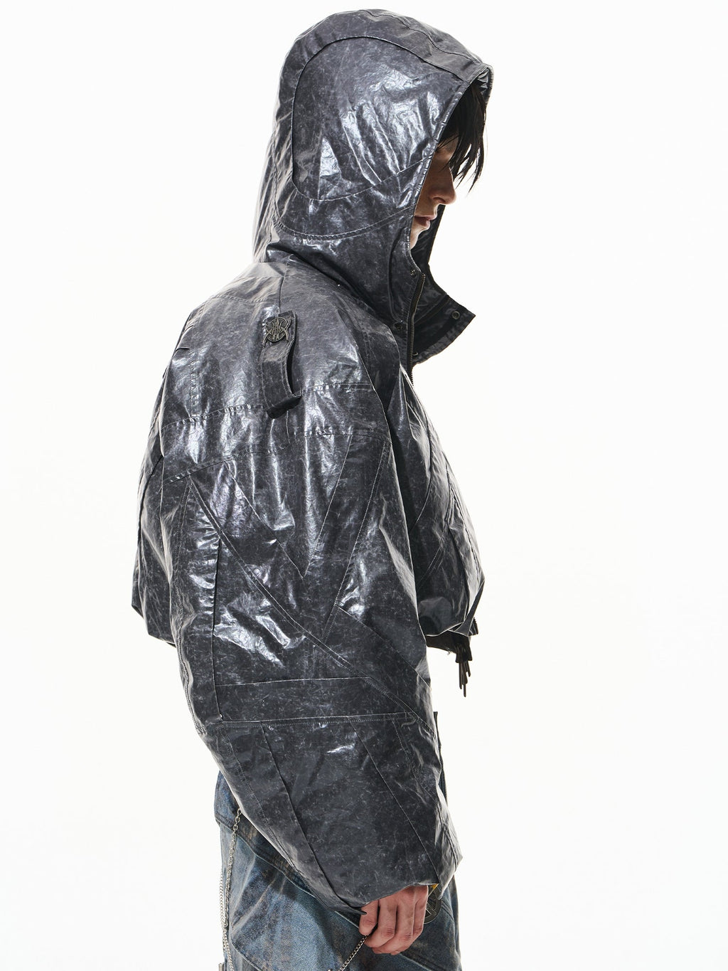 BLIND NO PLAN Wrinkled Hooded Short Bomber Jacket