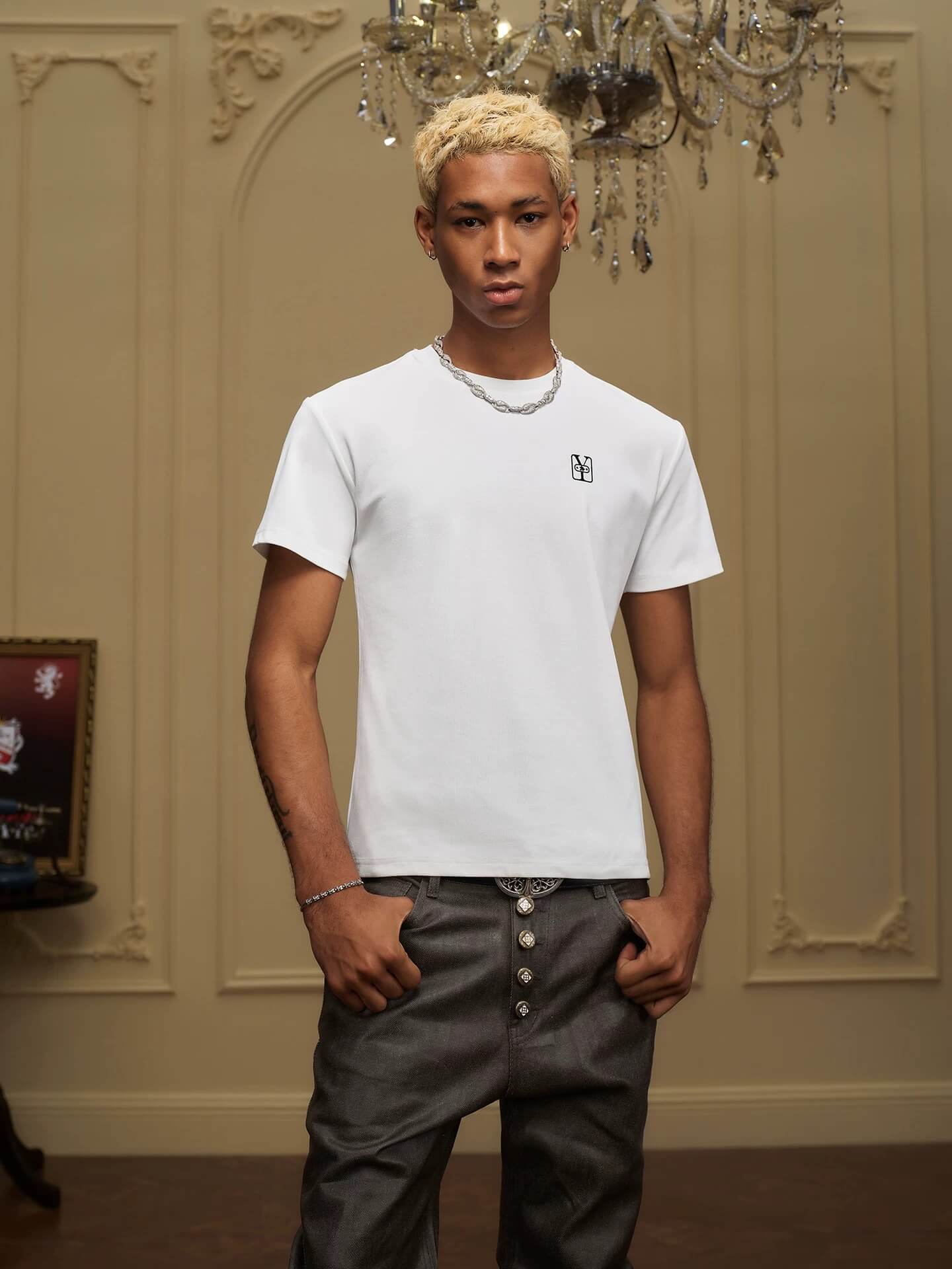 YADcrew Box Logo Slim Fit Basic Tee