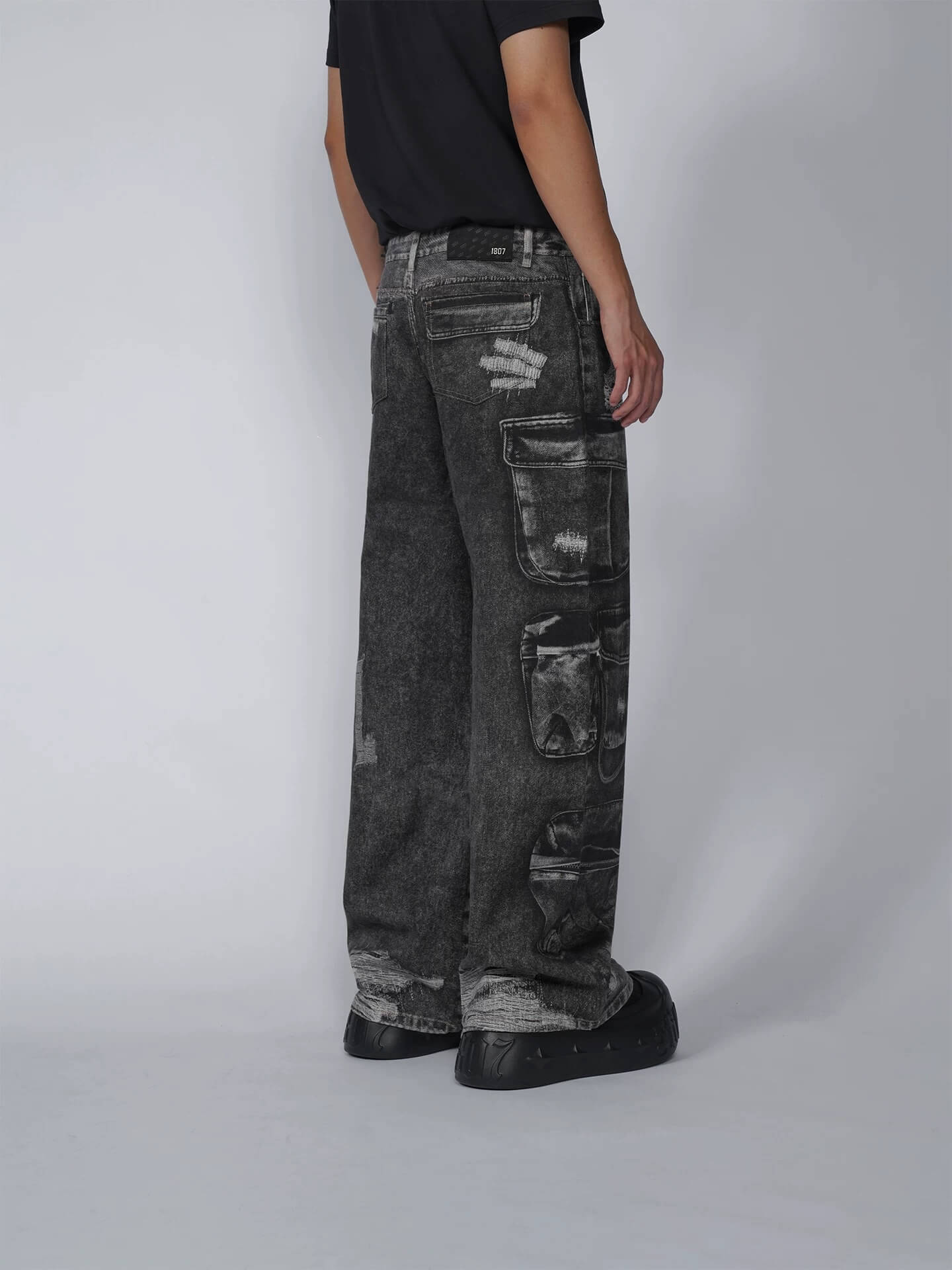 1807 Multi Pocket Digital Print Pants