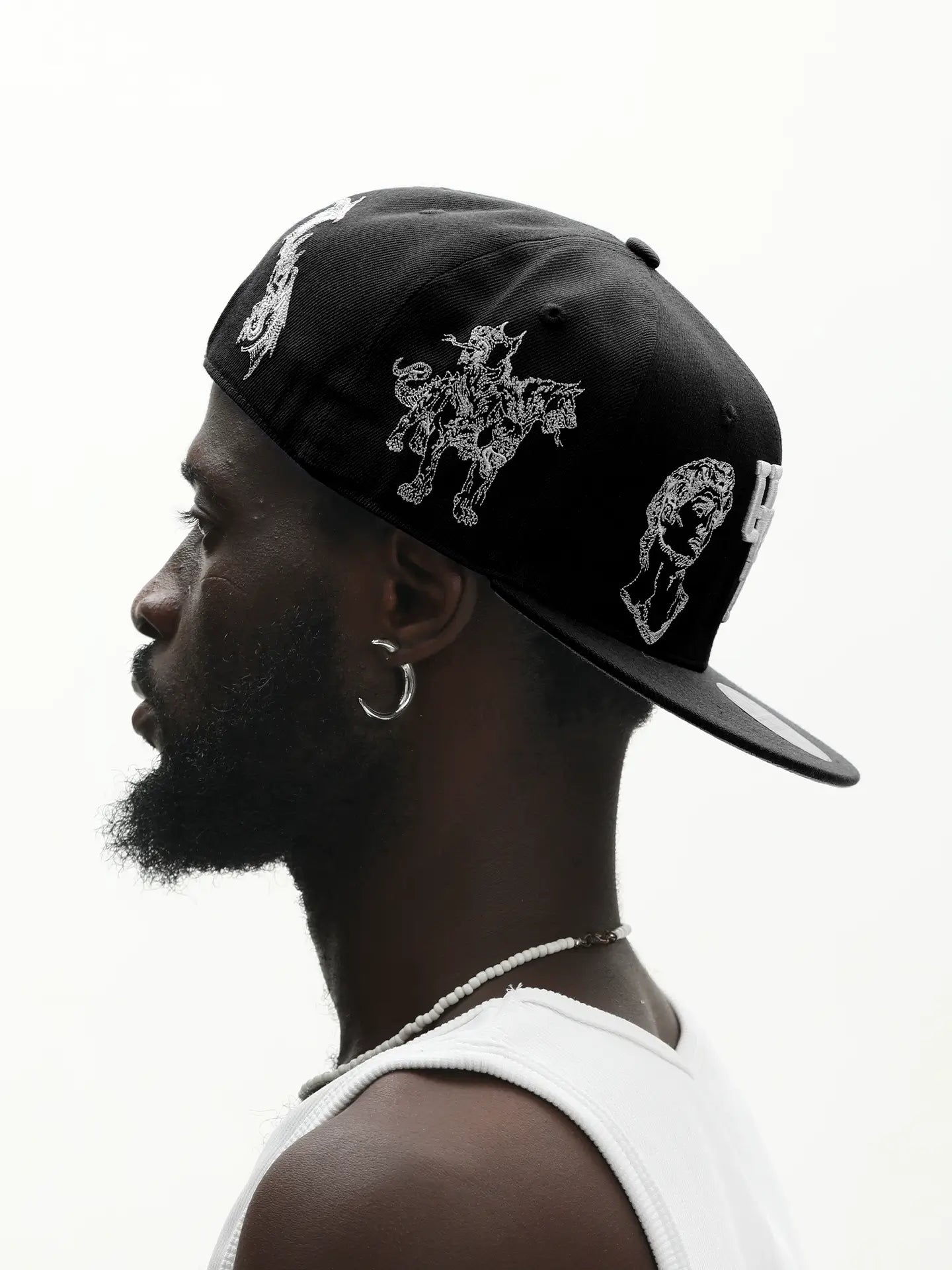 UNTILWERICH Renaissance Embroidered Baseball Cap