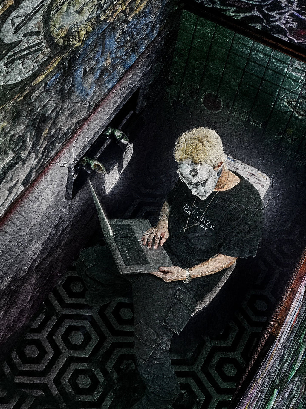 UNDERWATER Ruined Mesh Distressed Layered Tee