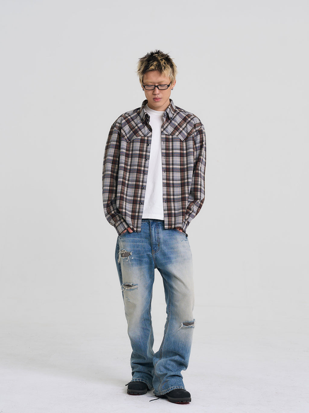 EVILKNIGHT(EK) Washed Checkered Patch Distressed Jeans