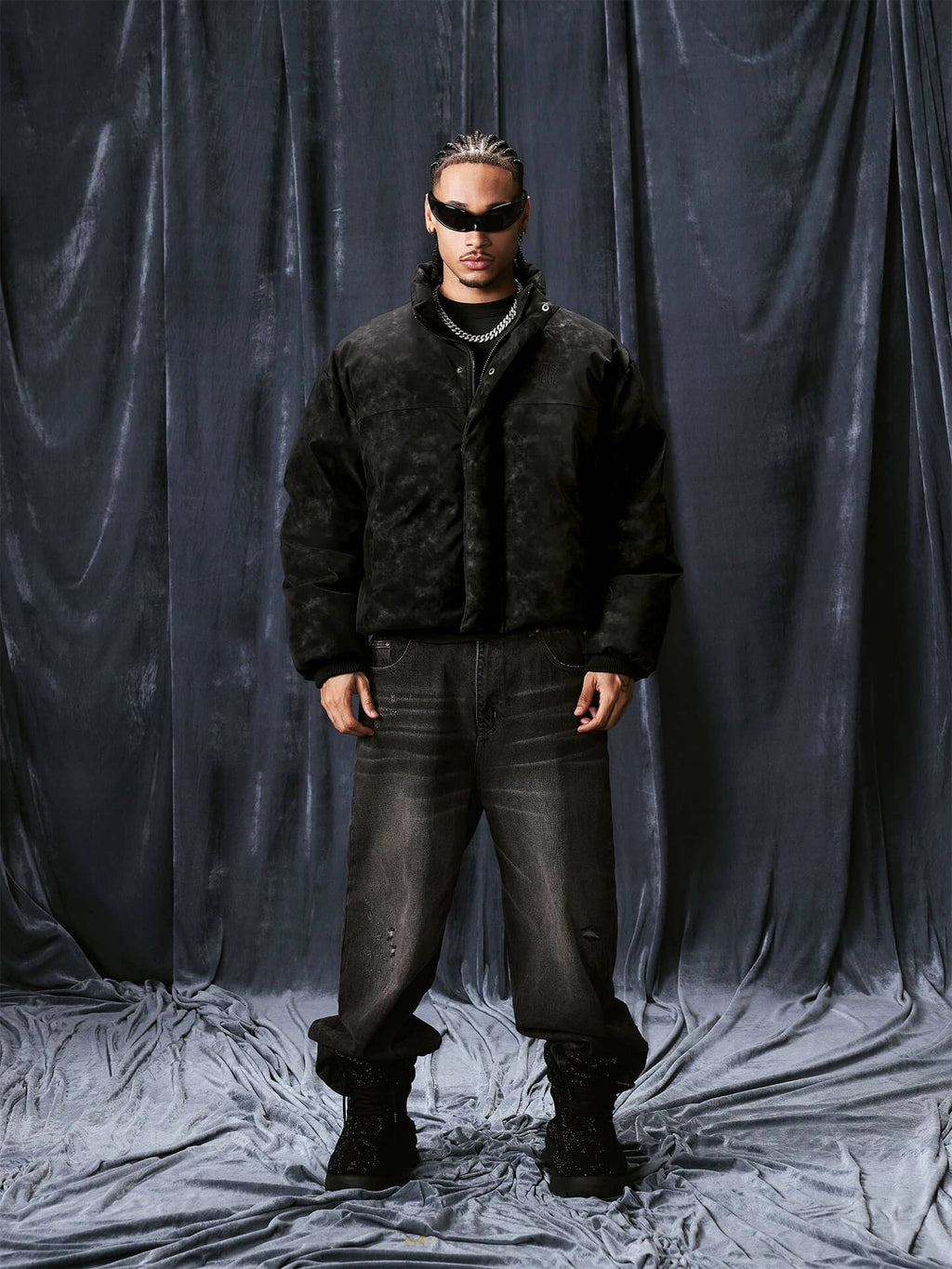 1807 Textured PU Leather Embroidered Down Jacket