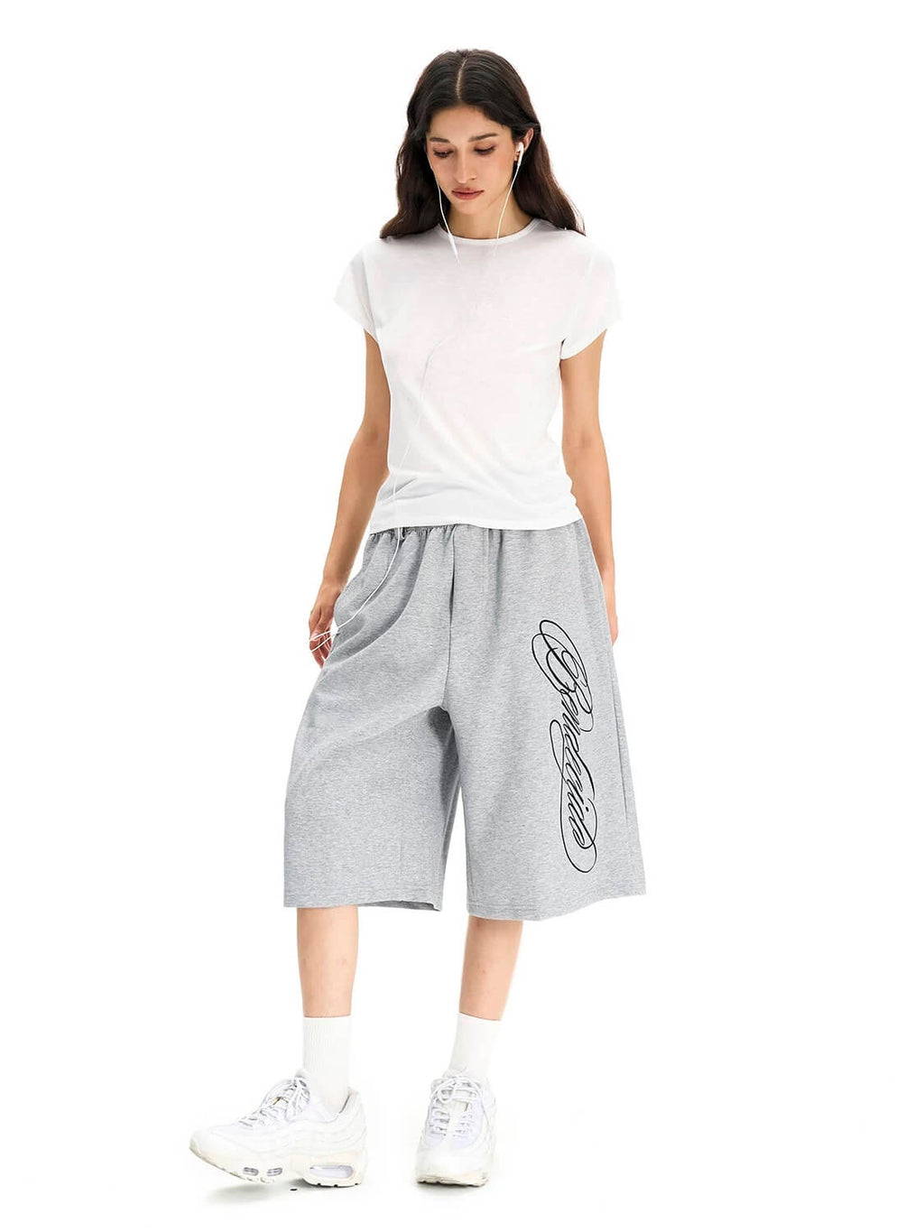 F3F Select Calligraphy Embroidered Baggy Sweat Shorts
