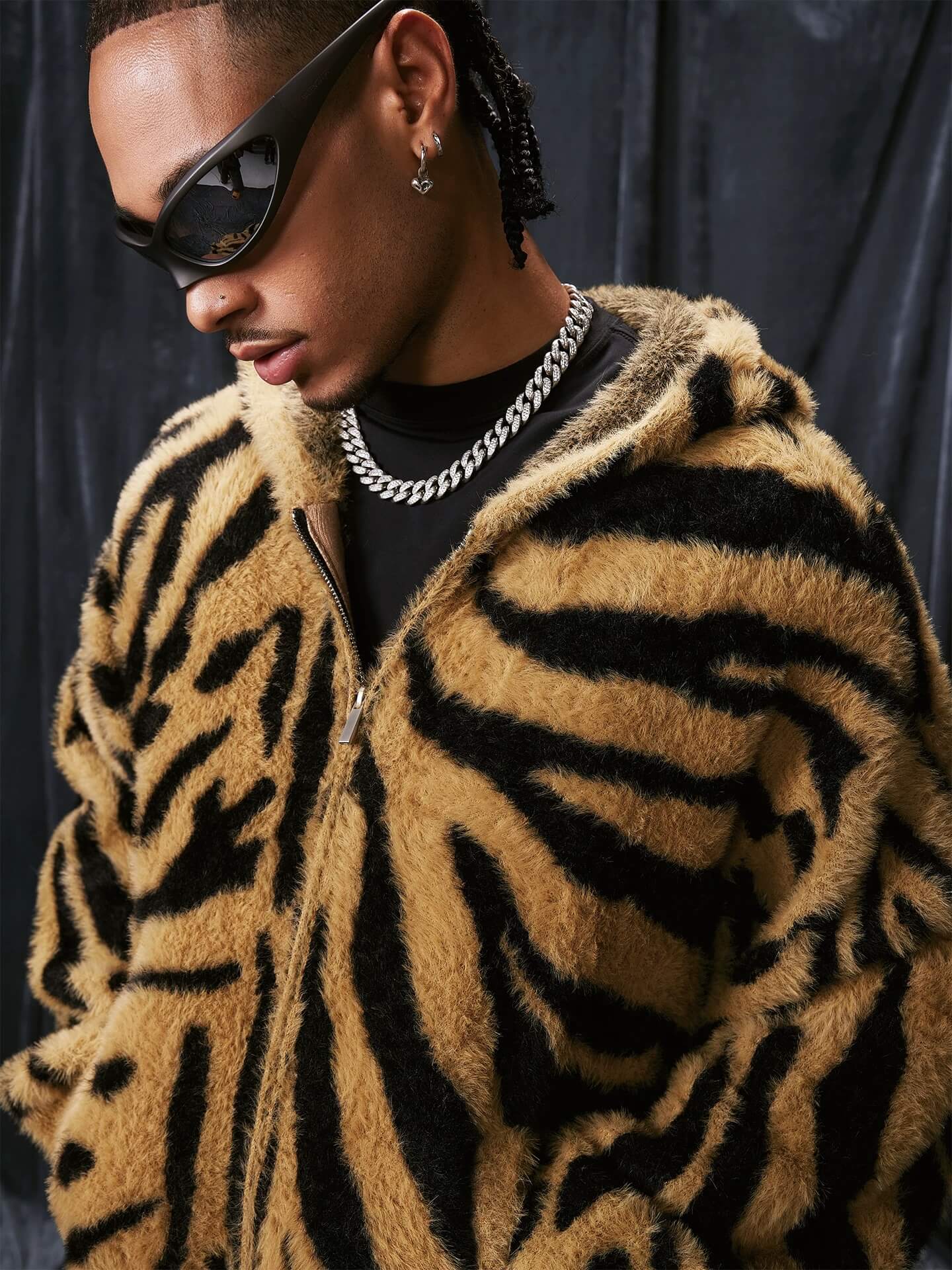 1807 Tiger Striped Faux Mink Fur Knit Zip Up Hoodie