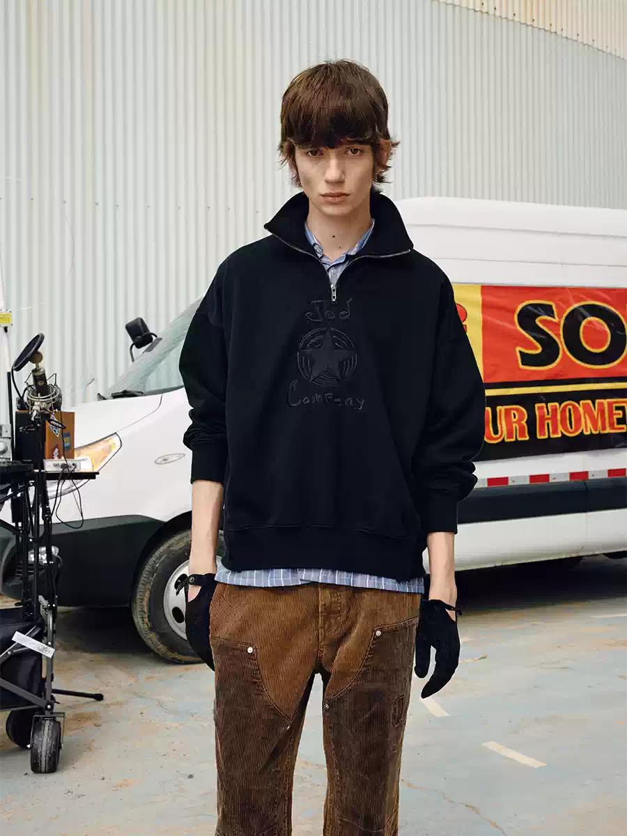 SOD Co. Star Embroidered Half Zip Sweatshirt