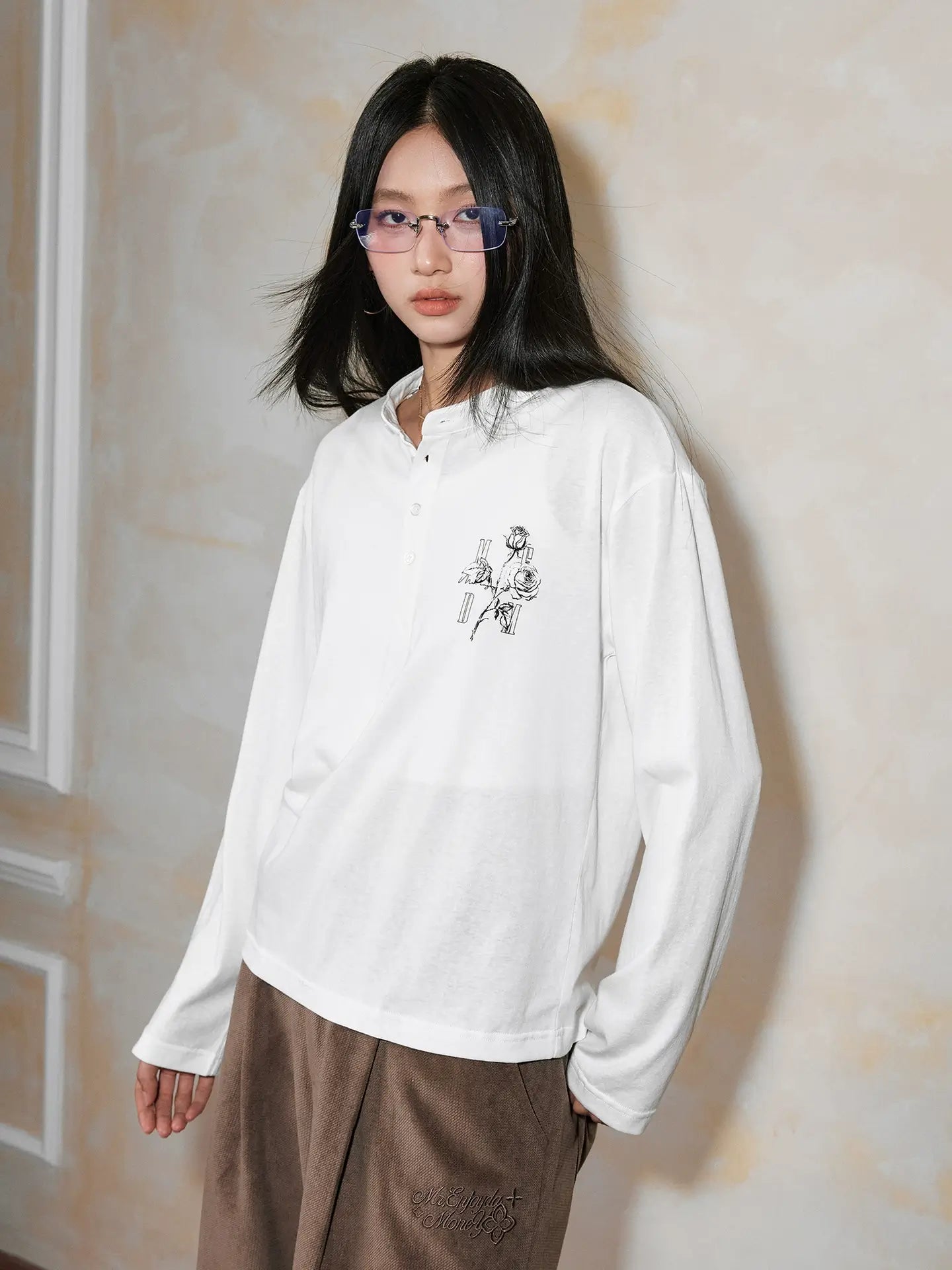 MEDM Rose Print Henley Long Sleeve Tee