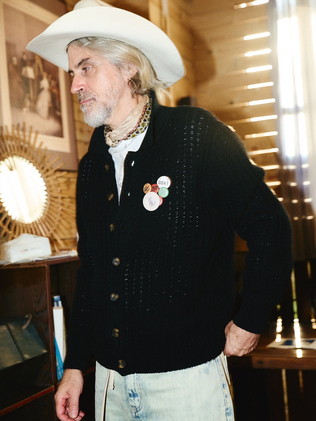 STEEPC Vintage Button Badge Knit Cardigan
