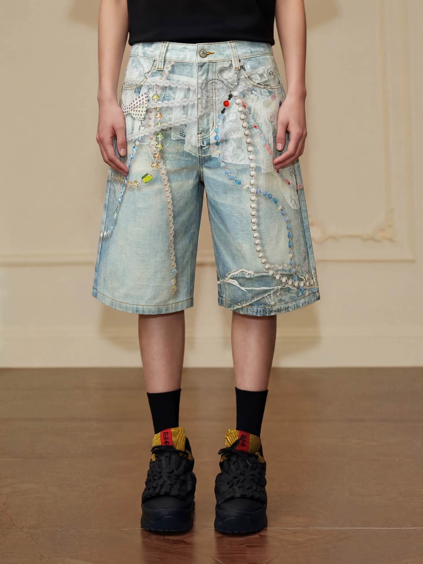 YADcrew Denim Pearl Bead Chain Digital Print Shorts