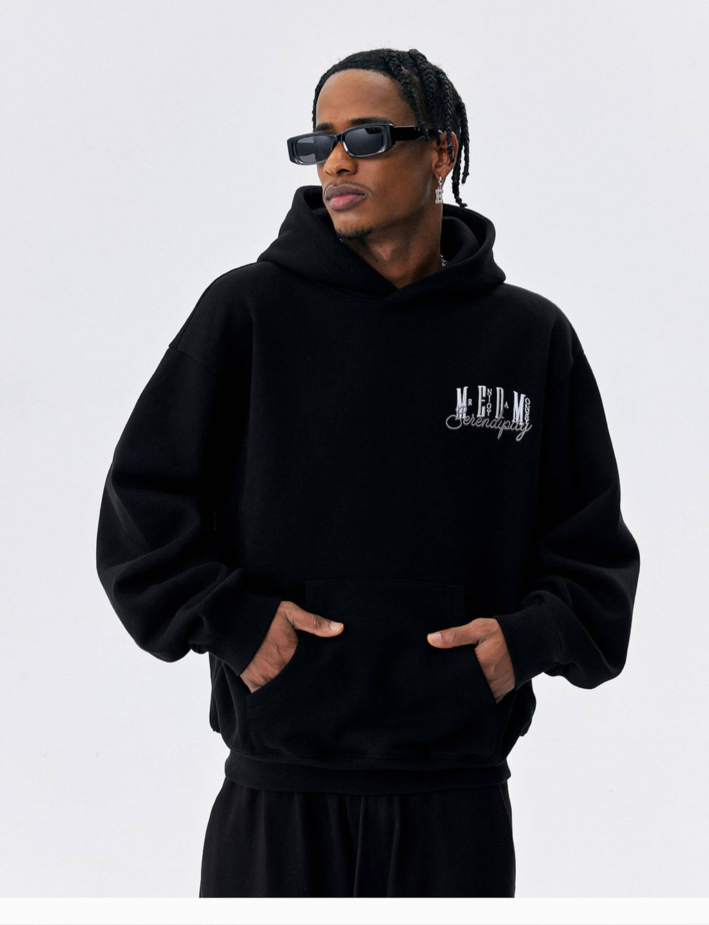 MEDM Basic One Point Embroidered Logo Oversized Hoodie