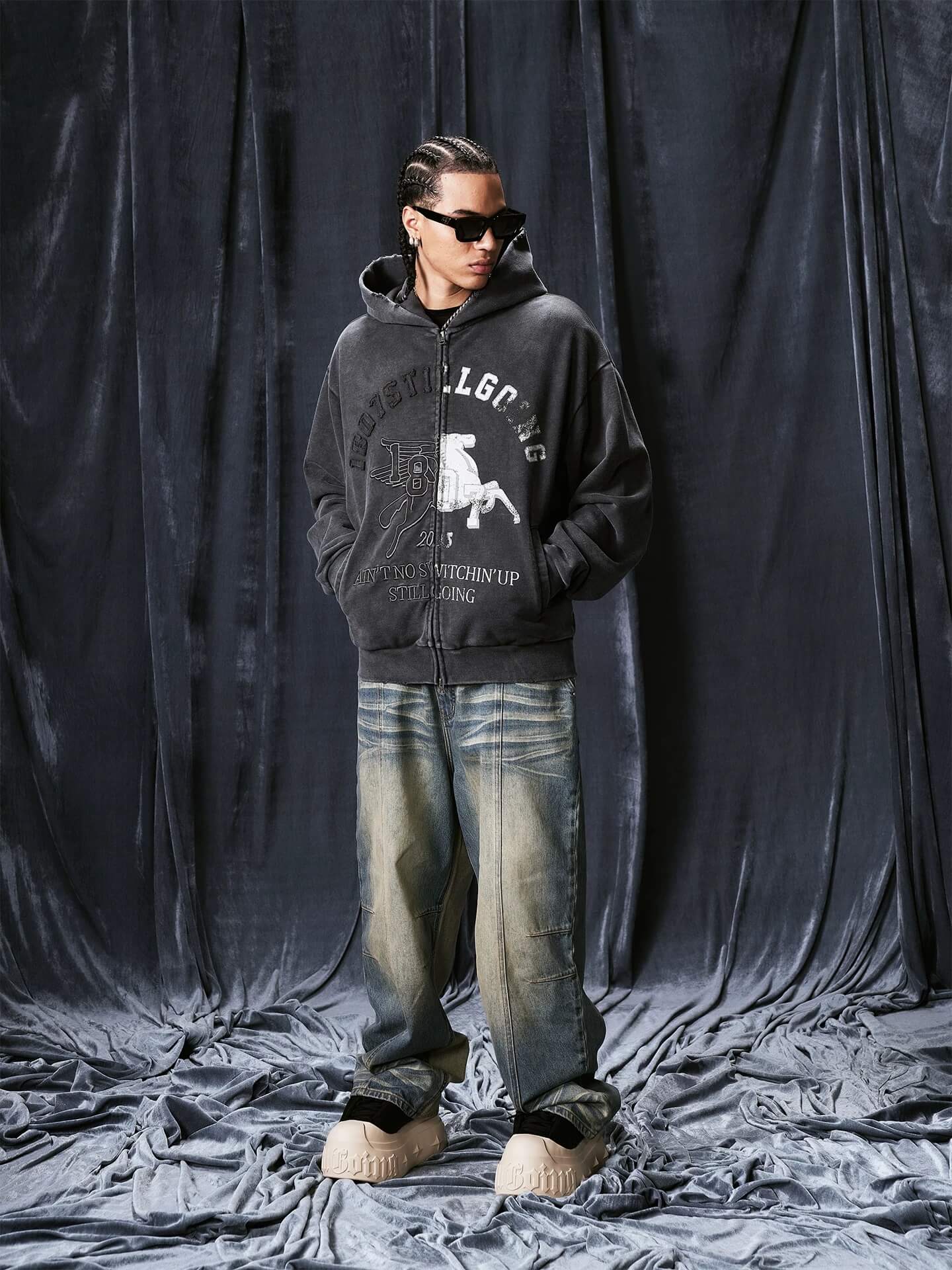 1807 Pegasus Wash Fade Zip Up Hoodie