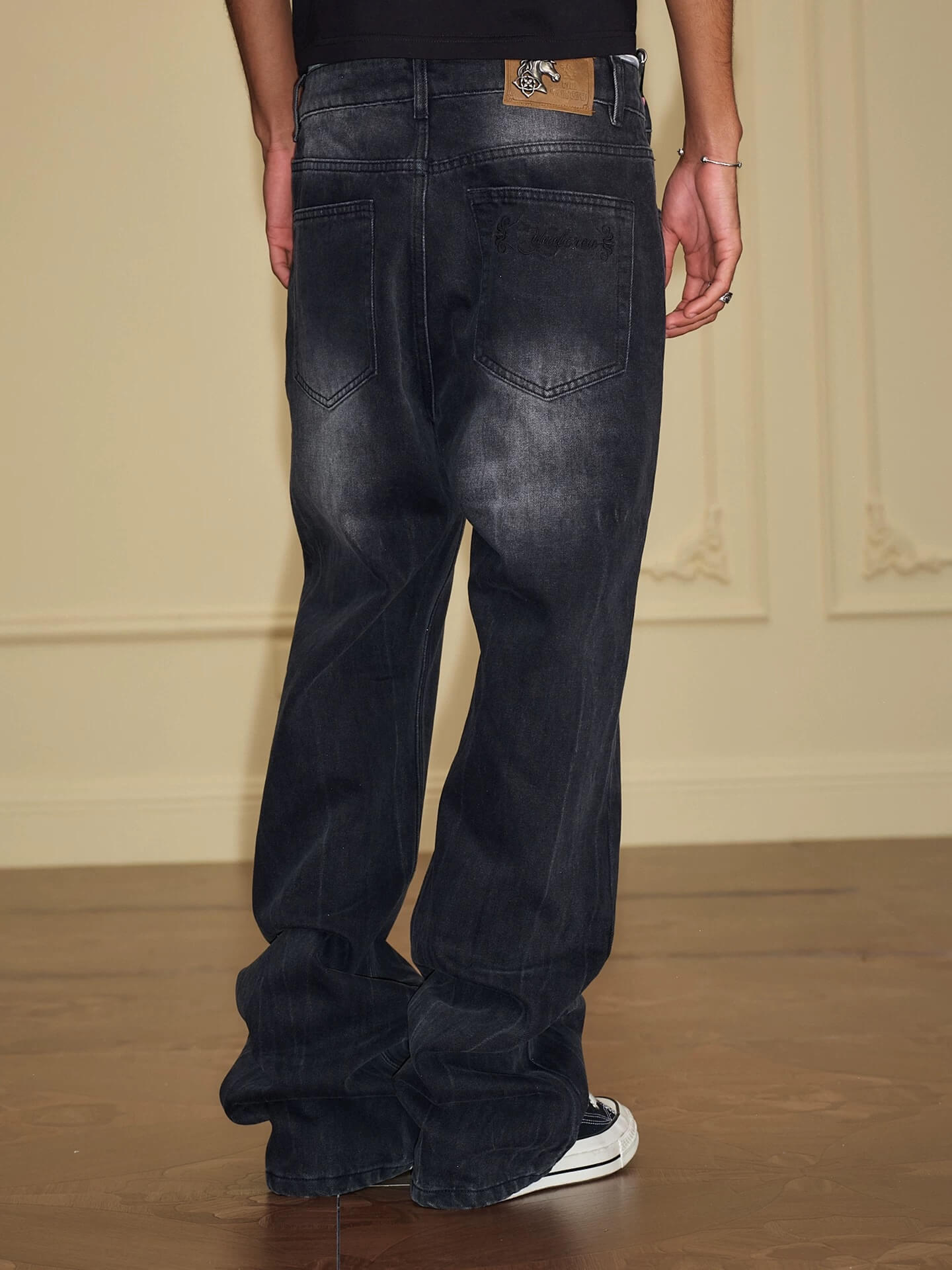 YADcrew Crossover Waist Washed Jeans