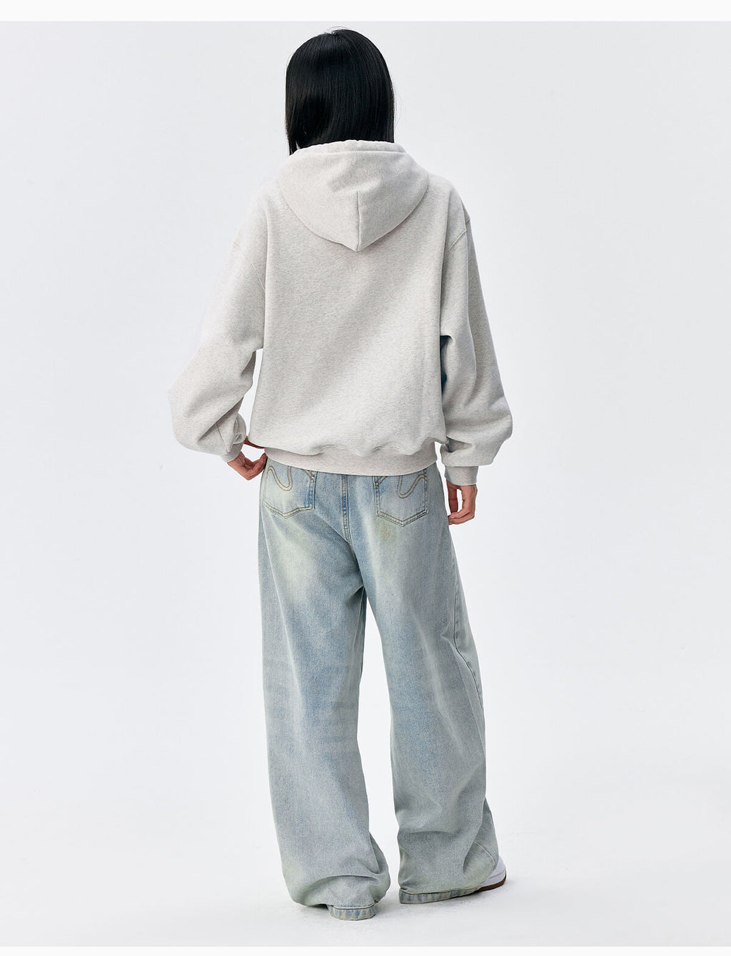 MEDM M Buckled Drawstring Pearl Logo Embroidered Hoodie