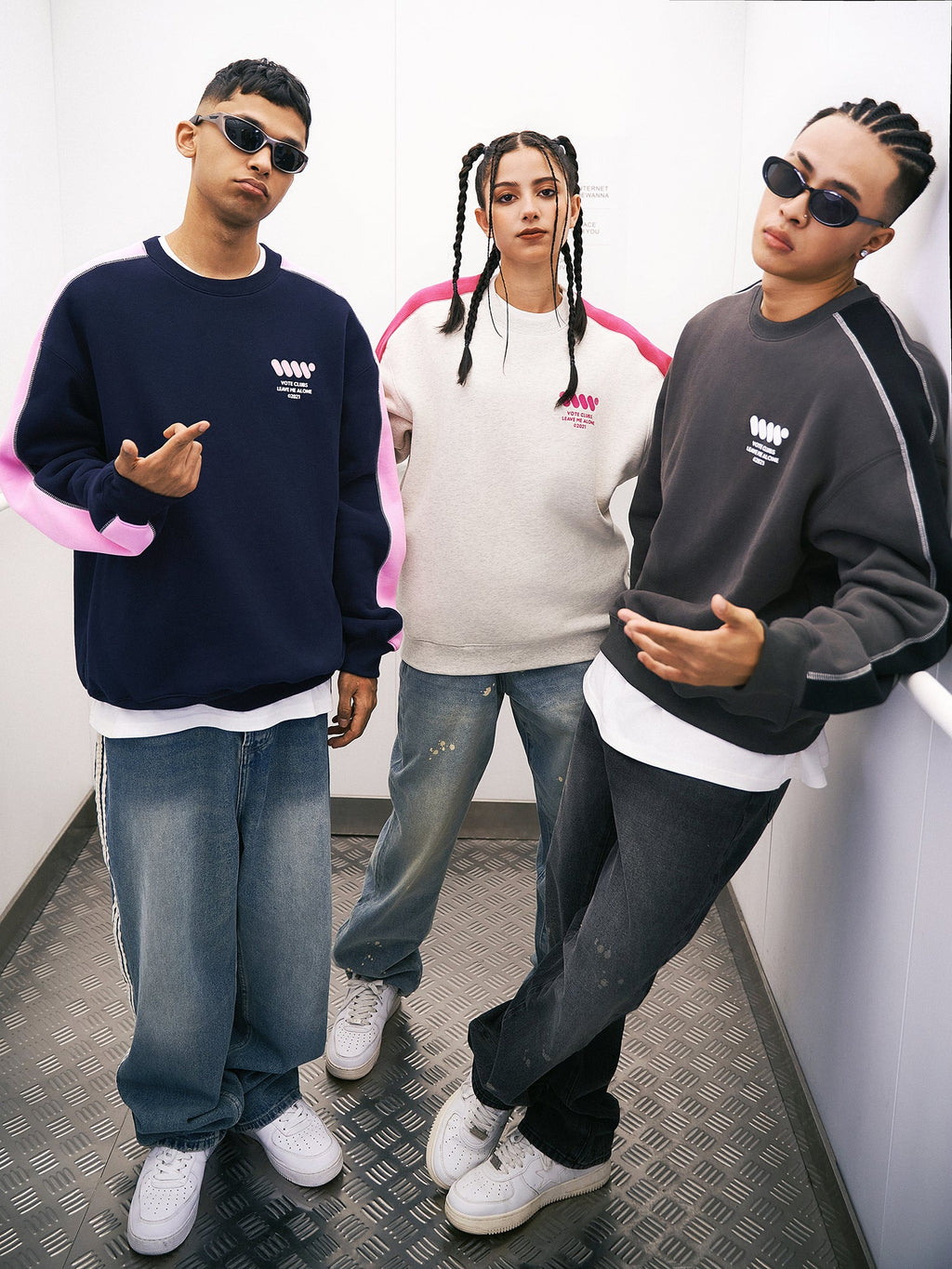 VOTE VVVVOTE Color Blocked Striped Sweatshirt