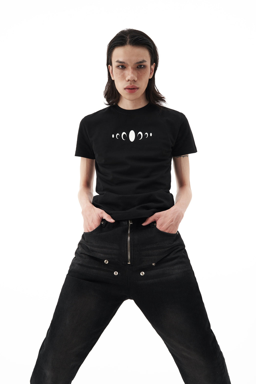 KARMANISTIC Standard Logo Slim Tee