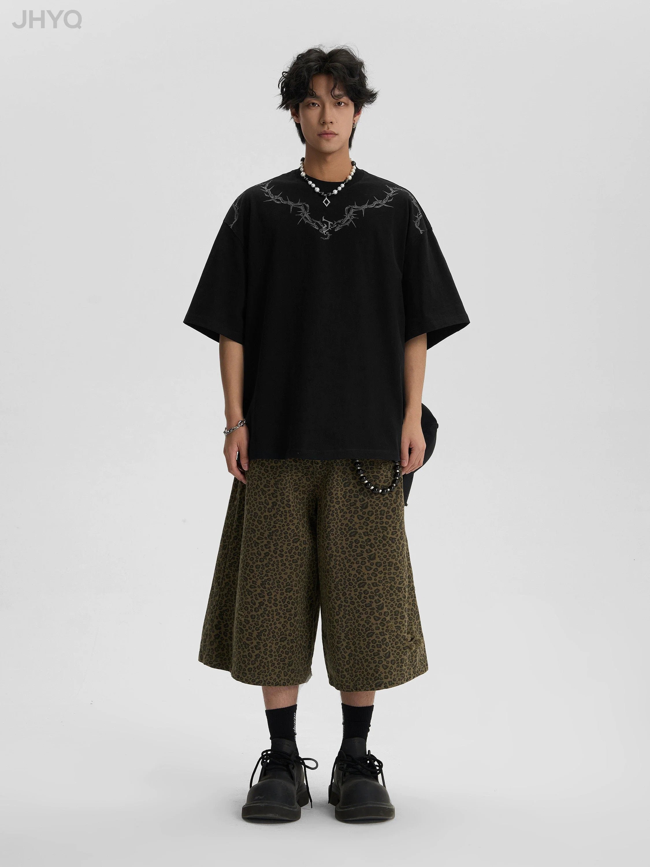 JHYQ Thorn Graphic Logo Tee
