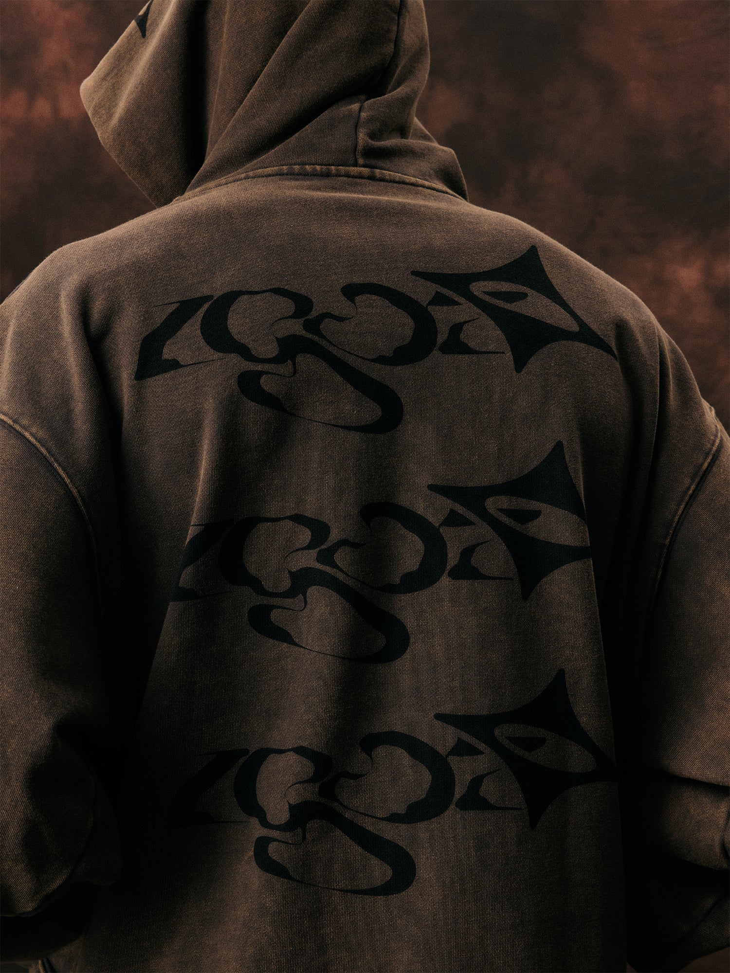 1807 Arranged Printed Washed Hoodie