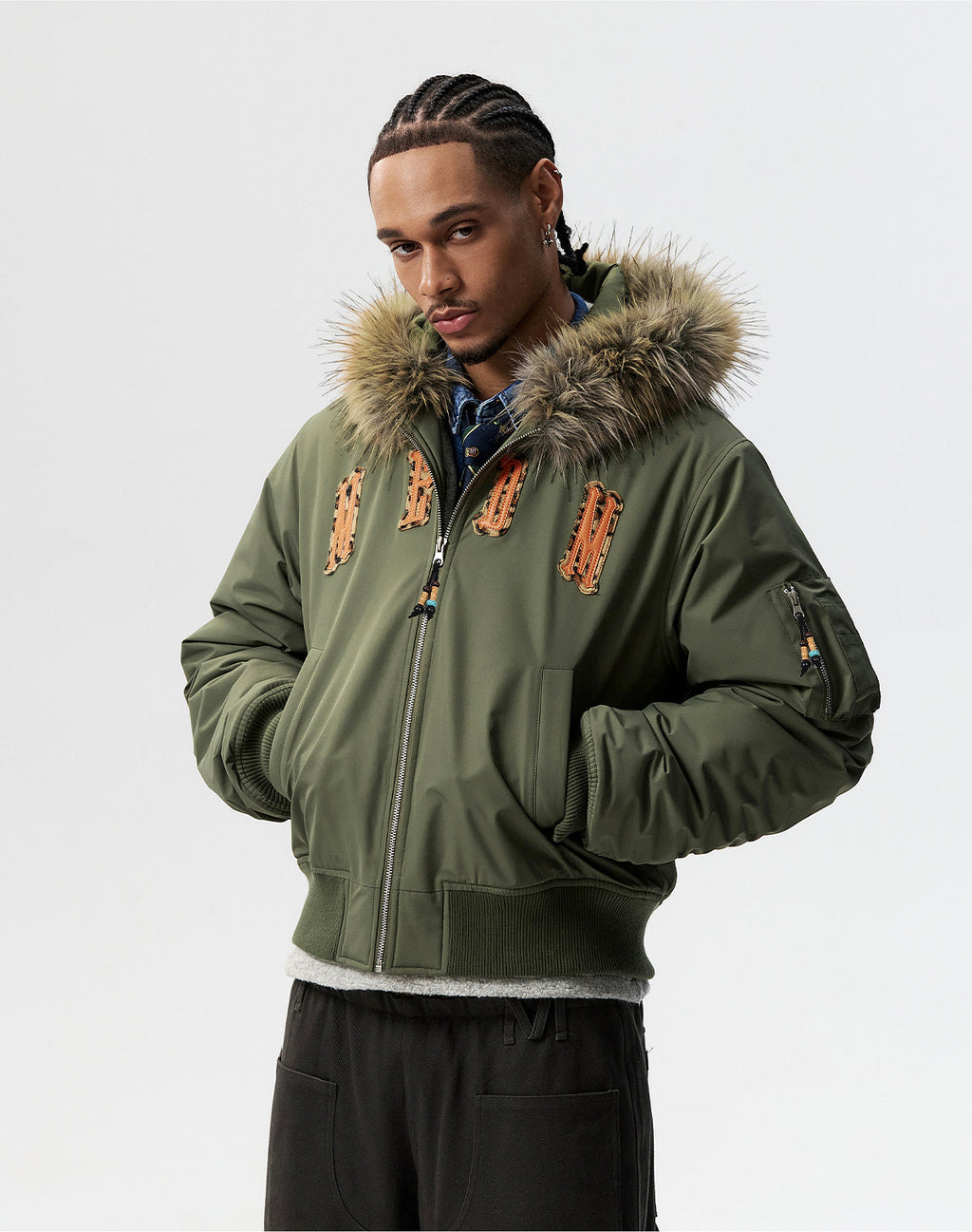 MEDM Animal Logo Patch Fur Hooded Bomber Jacket
