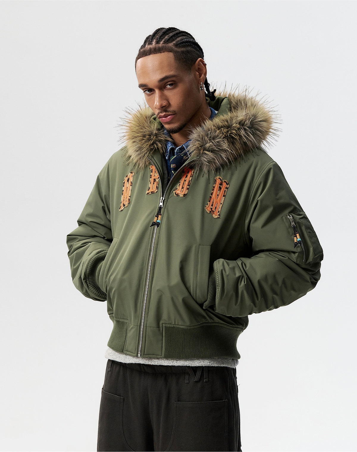 MEDM Animal Logo Patch Fur Hooded Bomber Jacket