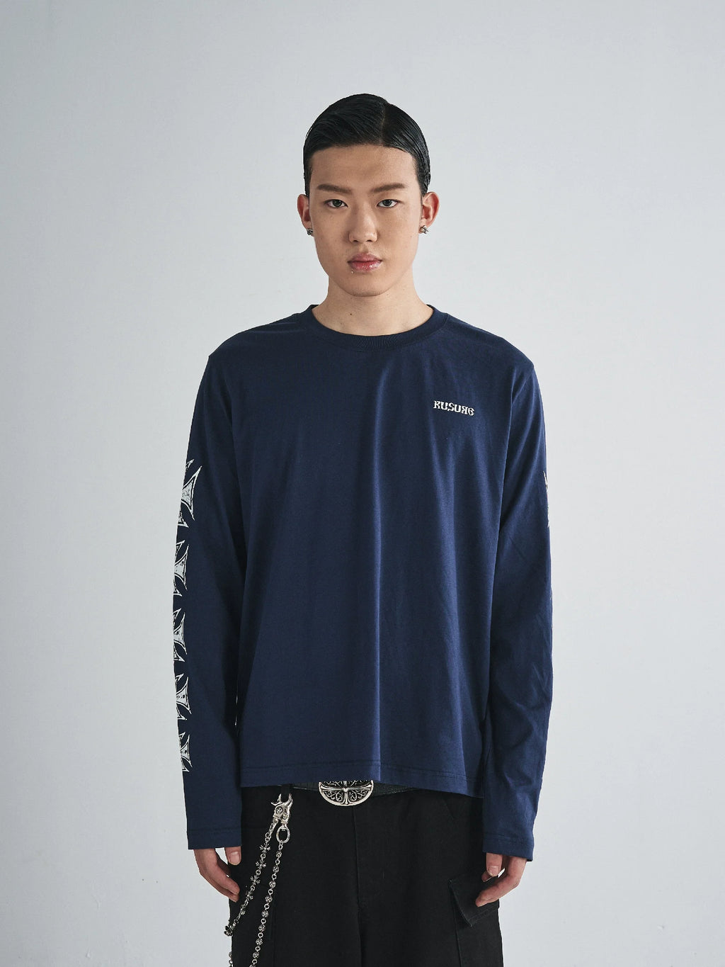 RUSURE Cross Logo Print Long Sleeve Tee