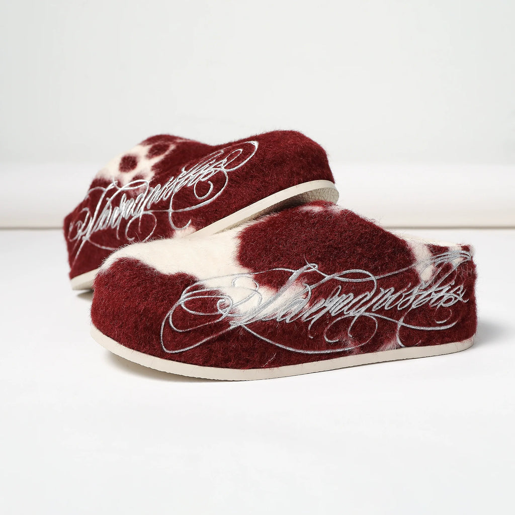 KARMANISTIC Fur Embroidered Red Slipper Clogs