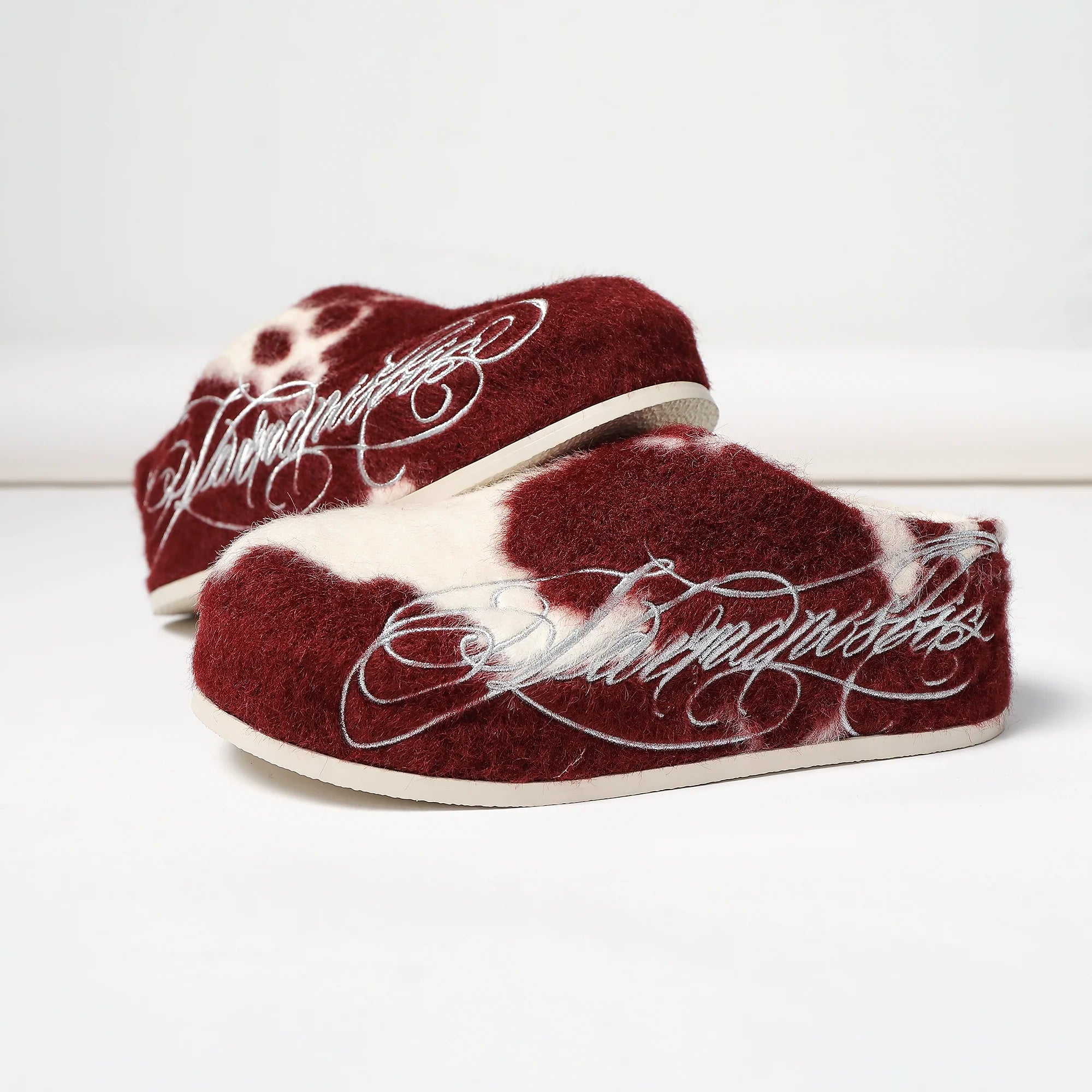 KARMANISTIC Fur Embroidered Red Slipper Clogs
