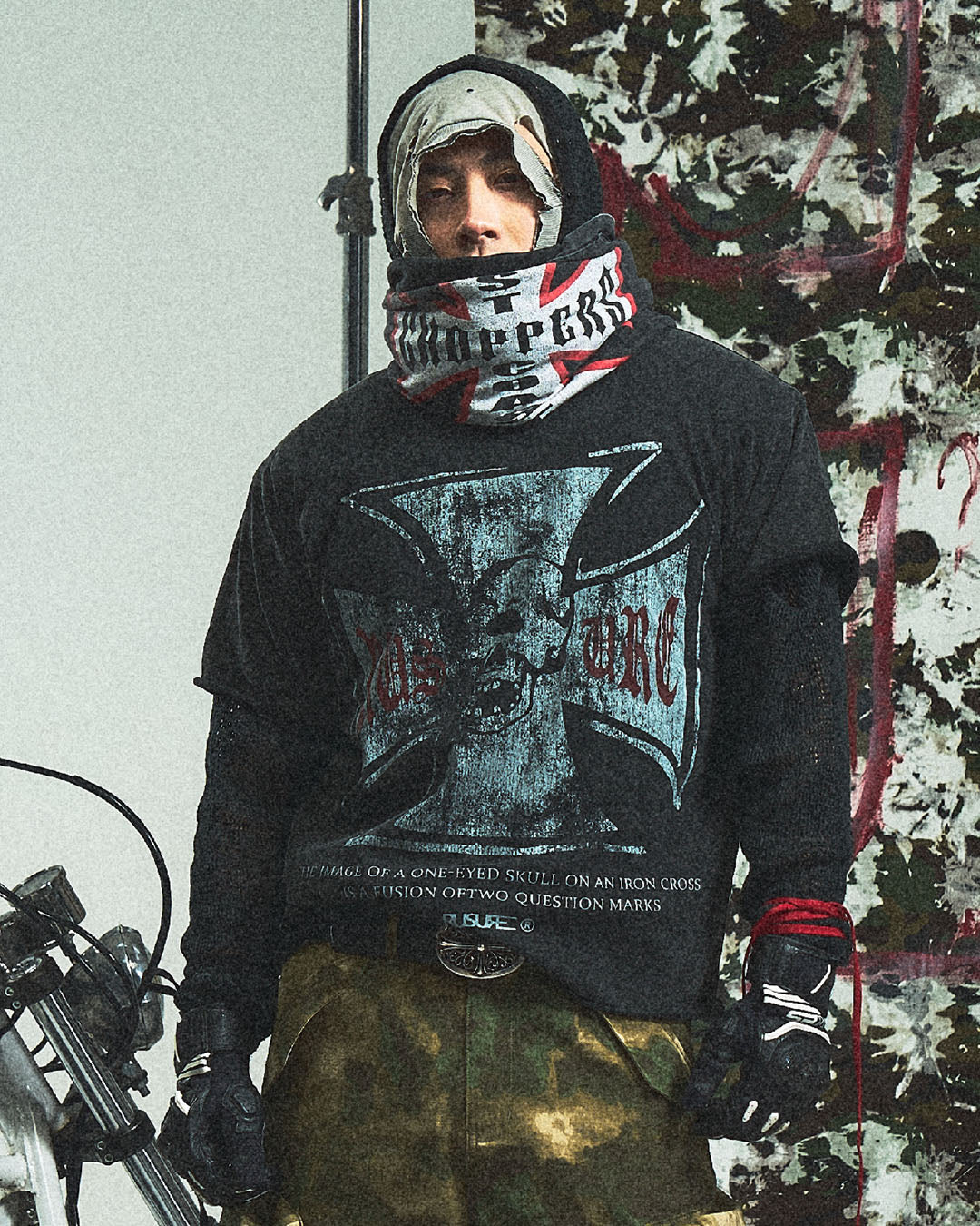 RUSURE Vintage Cross Skull Washed Tee