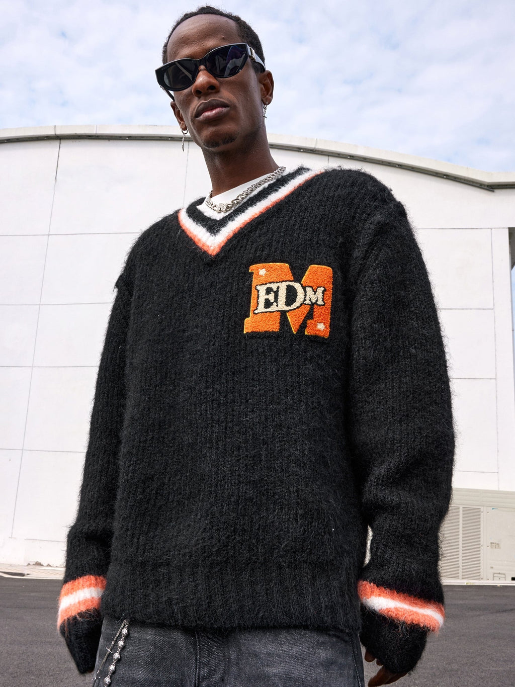 MEDM V Neck Logo Knit Sweater