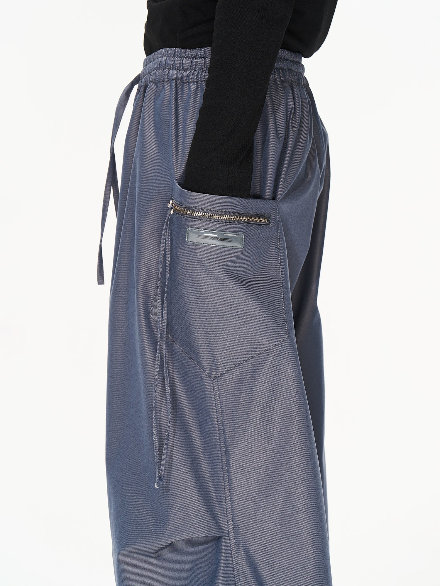 BLIND NO PLAN Pinch Pleat Contour Zip Pants