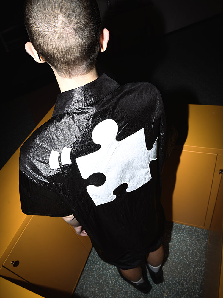 YADcrew Plastic Pattern Fabric Short Sleeved Shirt