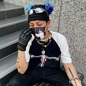 SALUTE SRD & KKKKKK Multi Color Blossom Bracelet