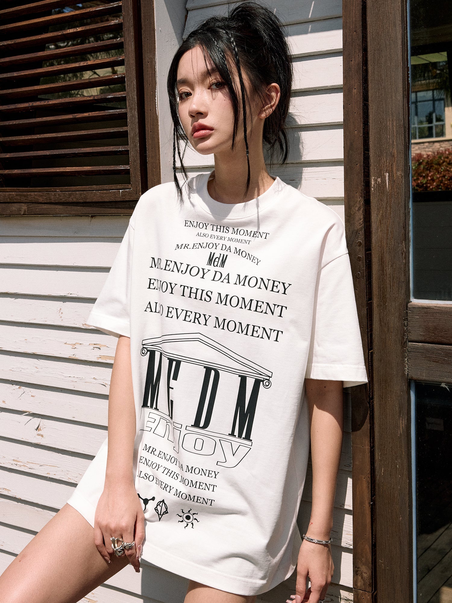 MEDM Letter Full Print Glow In The Dark Tee