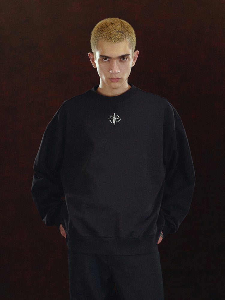 DICETINY Metal Logo Basic Sweatshirt
